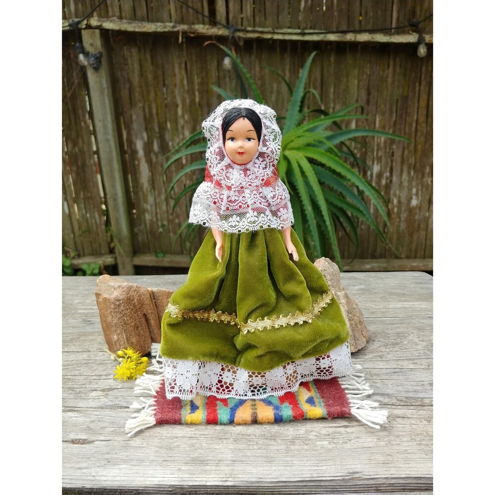 Vintage Collectable Mexican Folk Art Doll